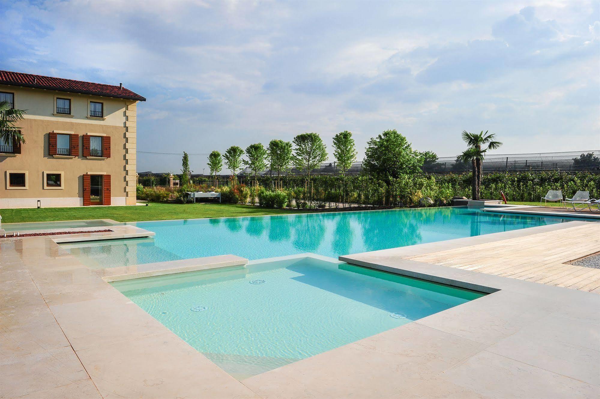 Belvivere Suites Sona Exterior foto